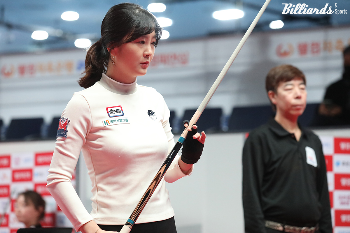 김상아는 1.333의 애버리지로 64강전을 통과하고 32강에서 이우경과 7차 투어에 이어 재대결을 벌인다.