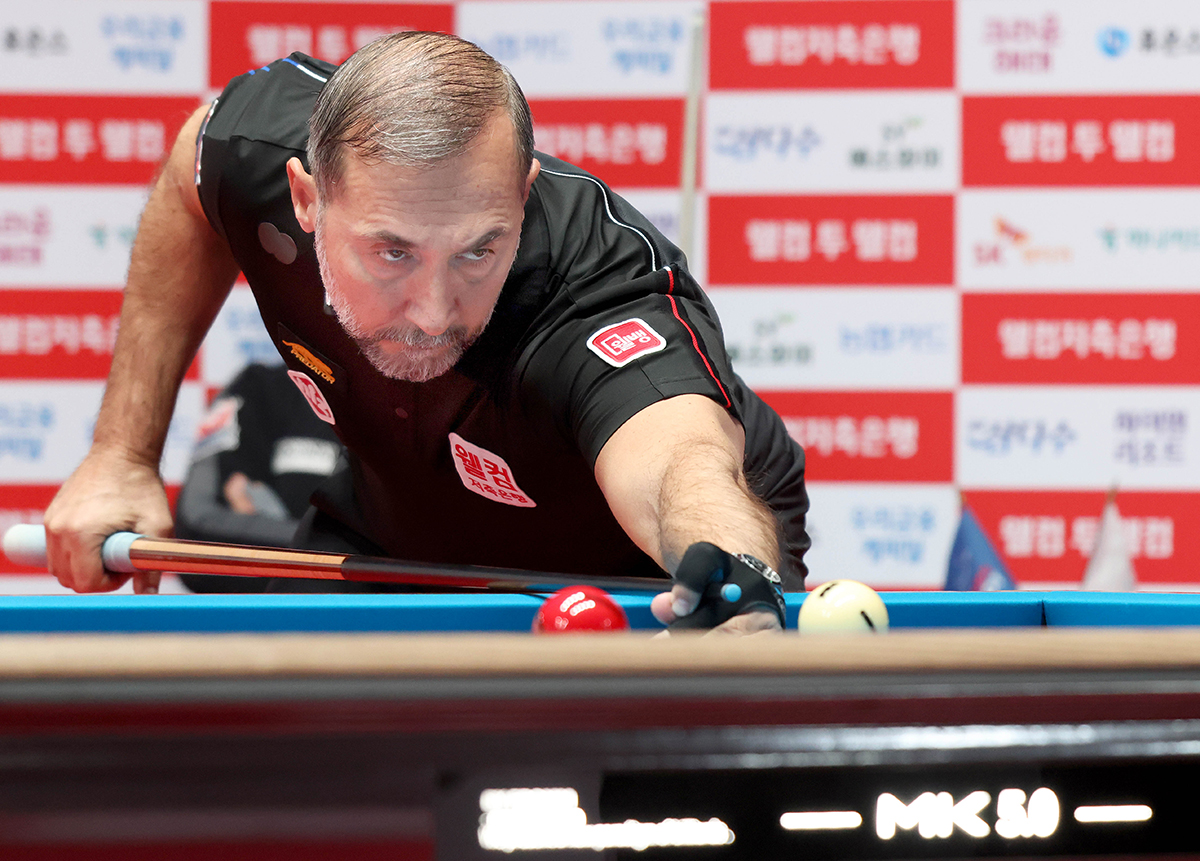 '튀르키예 최강' 세미 사이그너(웰컴저축은행)가 24일 경기도 고양시의 고양 킨텍스 PBA 스타디움에서 열린 '웰컴저축은행 PBA 챔피언십' 128강전을 무난하게 승리했다.  사진=PBA 제공