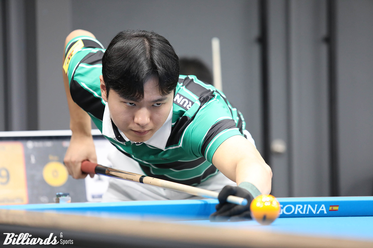 베트남 강호 응우옌득아인찌엔(크라운해태)을 승부치기에서 꺾고 64강에 진출한 전인혁.