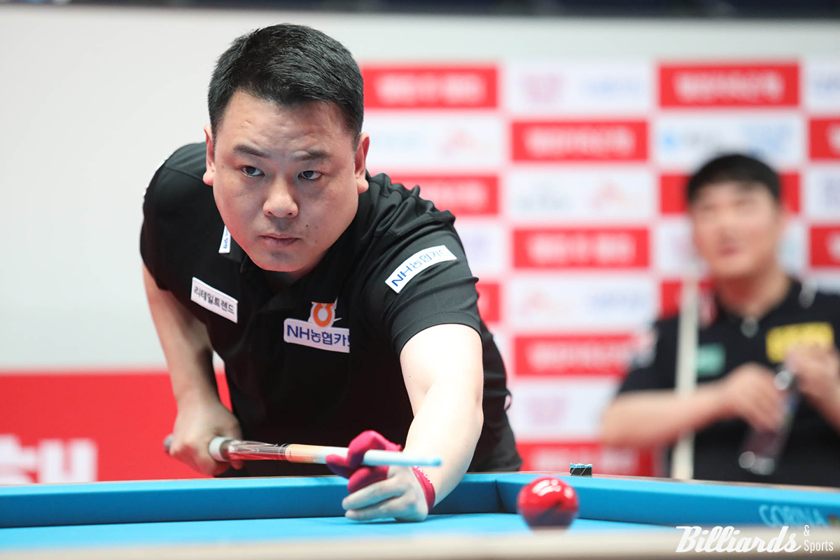 '슈퍼맨' 조재호(NH농협카드)가 8차 투어 '웰컴저축은행 PBA 챔피언십' 8강전에서 박주선을 3-1로 꺾고 시즌 첫 준결승에 진출했다.  사진=고양/이용휘 기자