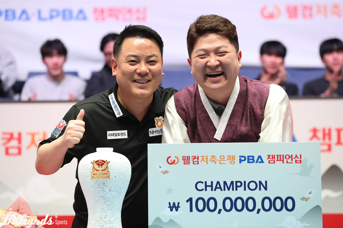 준우승 조재호(왼쪽)와 우승 조건휘(오른쪽)