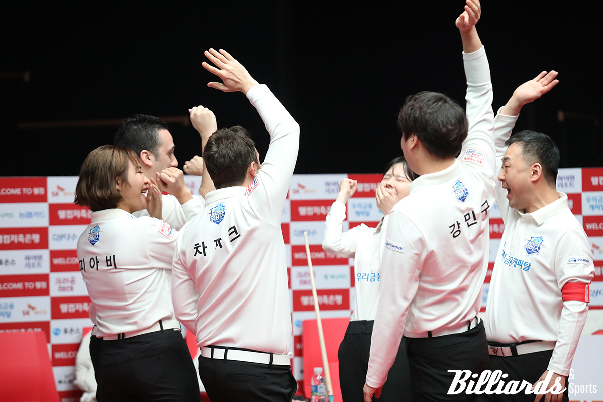 에스와이를 꺾고 5라운드 첫 승리를 손에 넣은 우리금융캐피탈