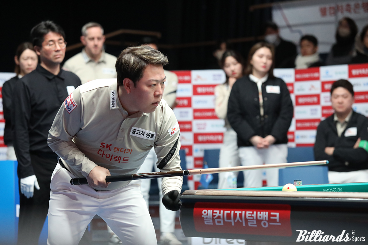 SK렌터카가 주장 강동궁의 극적인 3세트 역전승에 힘입어 세트스코어 4-2로 하나카드를 꺾고 정규리그 종합순위 1위를 수성했다.  사진=고양/이용휘 기자