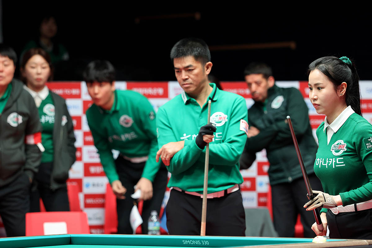 하나카드의 응우옌꾸옥응우옌과 김진아.