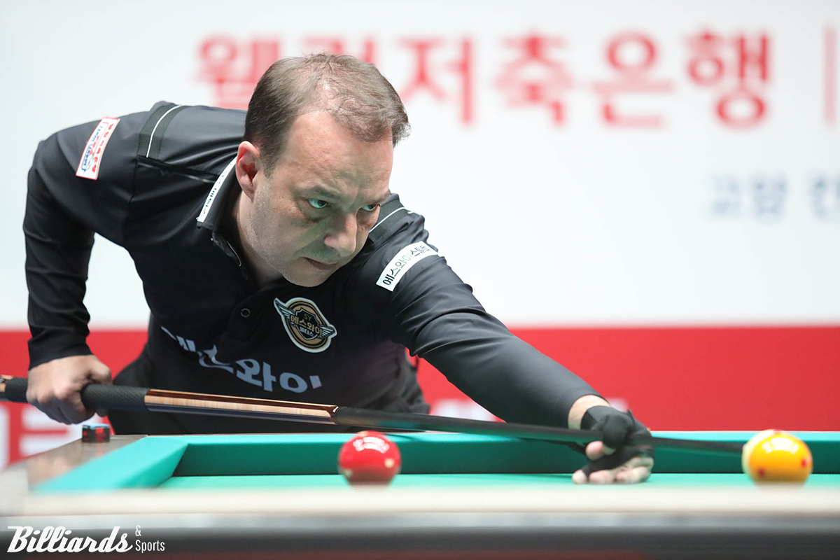 산체스는 지난 91년 서울에서 열린 3쿠션 당구월드컵에 17세의 나이로 8강에 진출하며 10대 돌풍을 일으켰다.