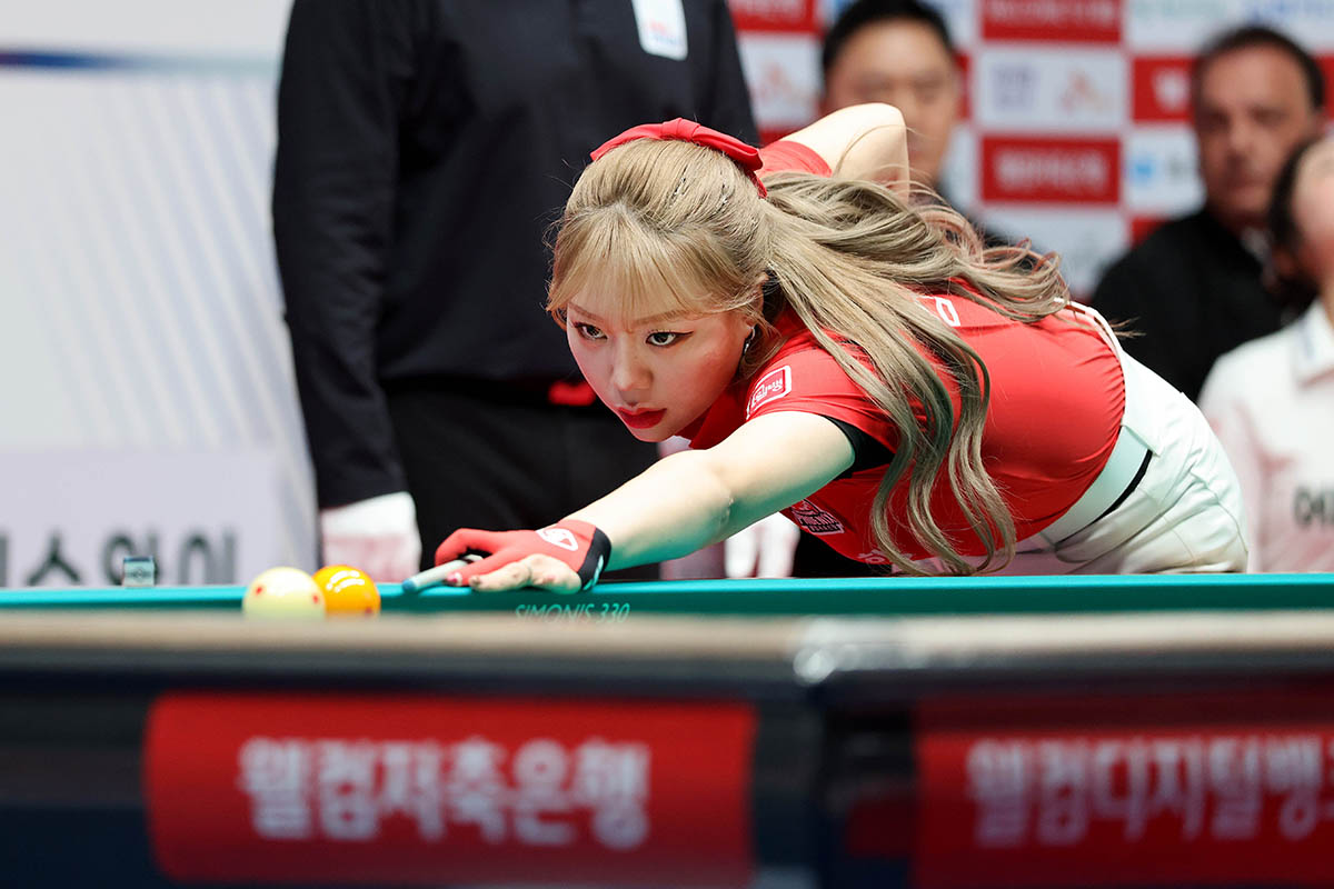 김예은(웰컴저축은행)은 6세트에서 한지은(에스와이)을 9:1로 제압하고 세트스코어 3-3 동점을 만들며 대역전극의 발판을 마련했다.