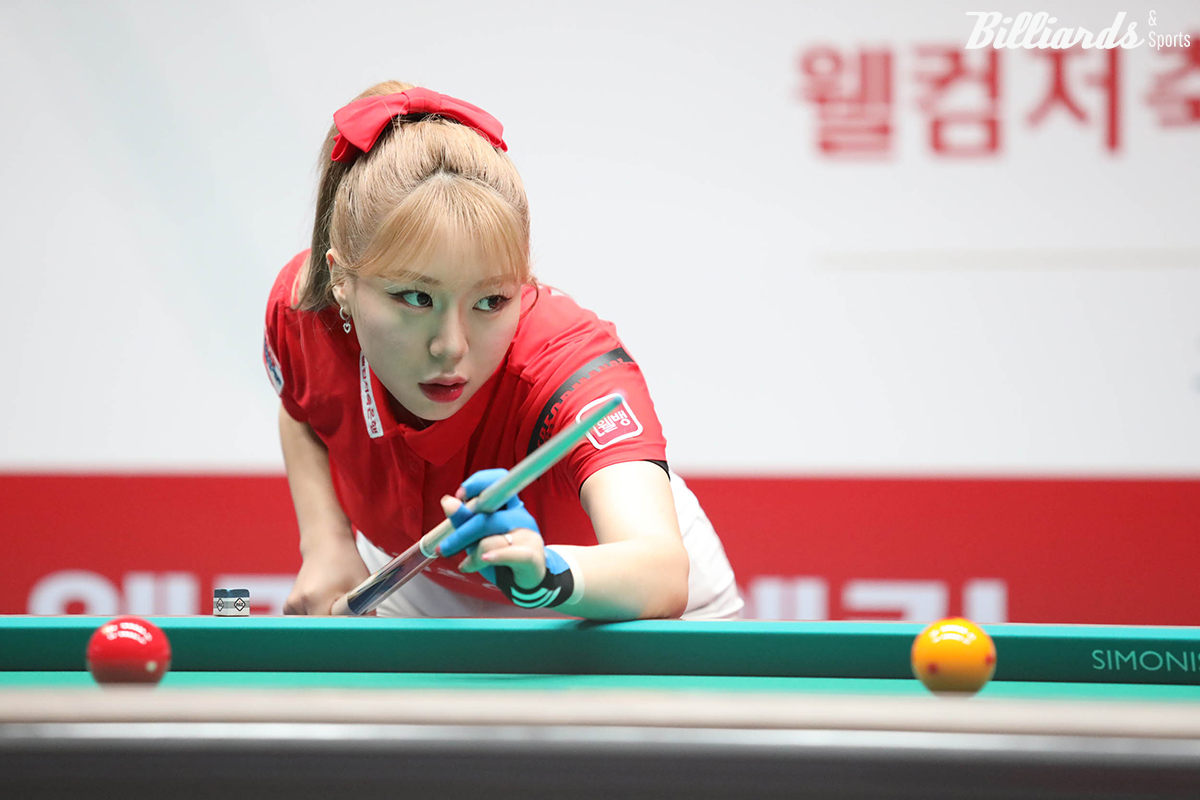 김예은은 2세트 여자복식에서 스롱을 상대로 3승 1패를 거둬 우세했다.