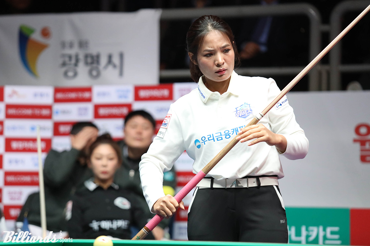 지난 11월 22일 4라운드 6세트에서 김가영과 대결하는 스롱.