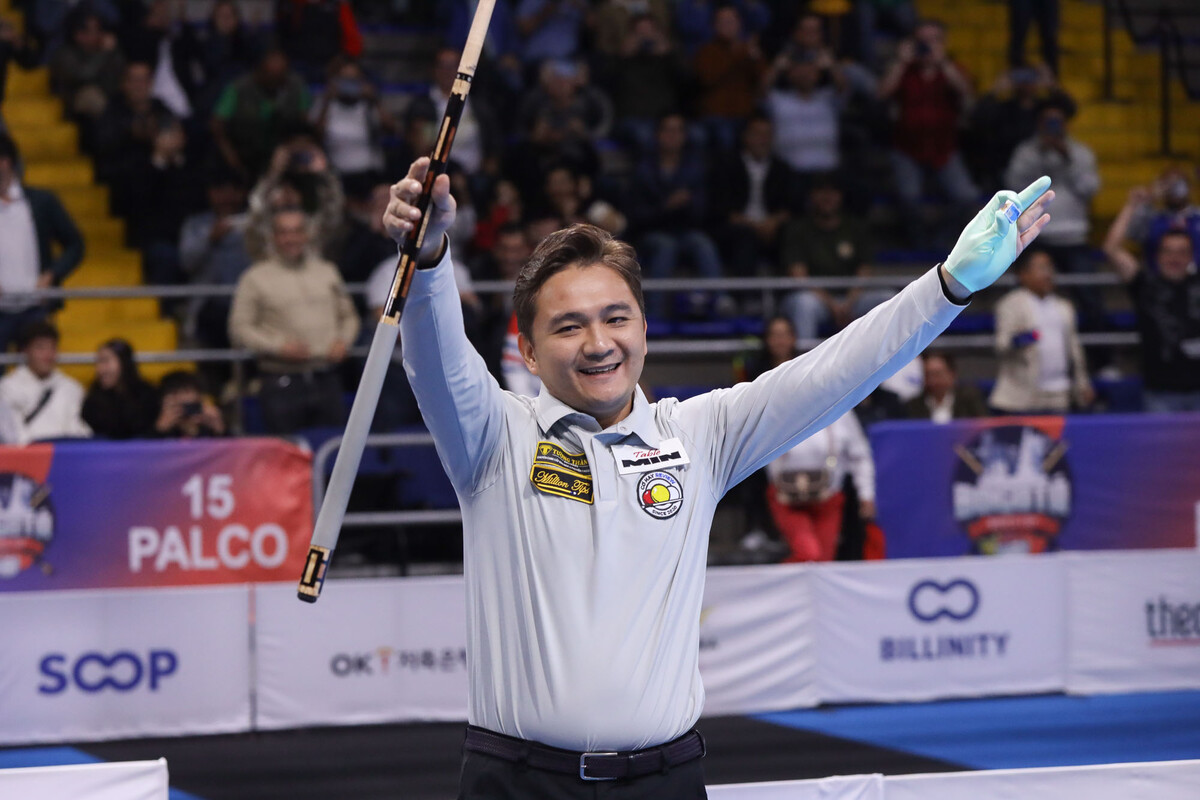 베트남의 쩐타인룩이 '보고타 3쿠션 당구월드컵' 결승에서 타이푼 타슈데미르(튀르키예)를 꺾고 대망의 첫 우승을 차지했다. 사진=SOOP 제공