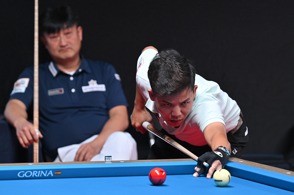 풀 세트 접전 끝에 이충복(하이원리조트)을 세트스코어 3-2로 꺾은 응우옌프엉린(베트남).