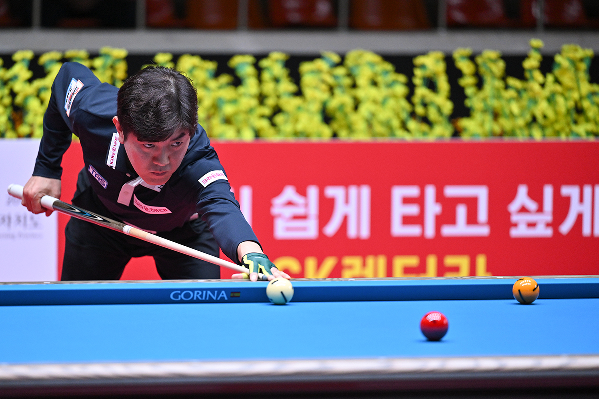 모친상을 당하는 어려운 상황에서 이날 월드챔피언십 첫 경기에 출전한 김재근.