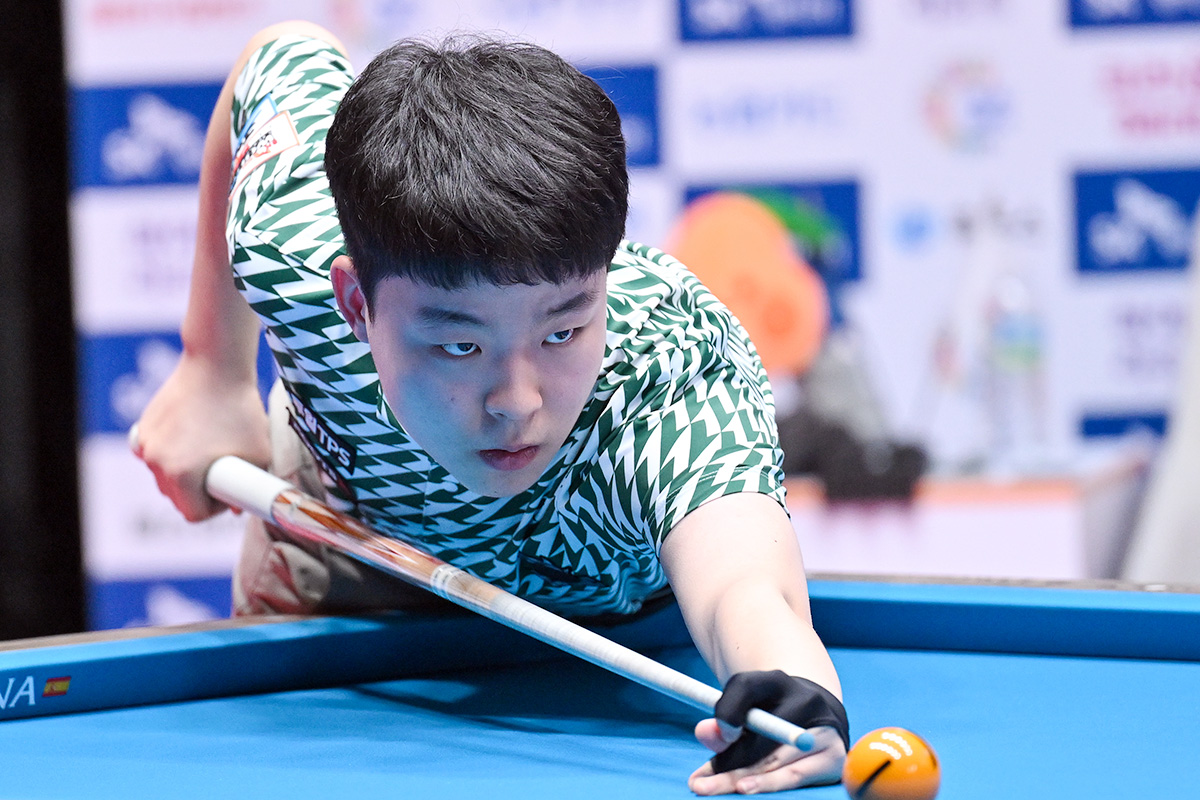 역전에 재역전을 거듭한 끝에 신정주를 꺾고 1승을 올린 김영원. 사진=PBA 제공