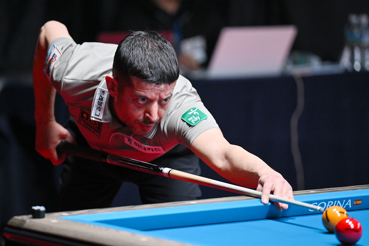 무라트 나지 초클루는 조별리그 첫 경기에서 김현우1을 물리치고 조 1위에 올랐다.