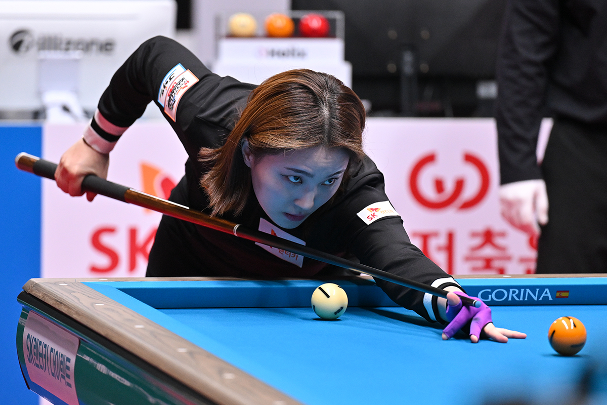 1승을 안고서 김가영과 두 번째 승부를 벌이는 강지은(SK렌터카).