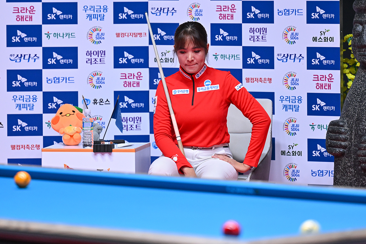 1세트부터 경기가 잘 풀리지 않던 스롱은 2세트 9:10에서 역전승을 노렸던 투뱅크 샷에 실패하면서 아쉽게 패배했다.