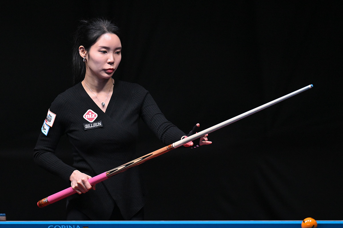 한지은과 조별리그 첫 경기 중인 이우경.