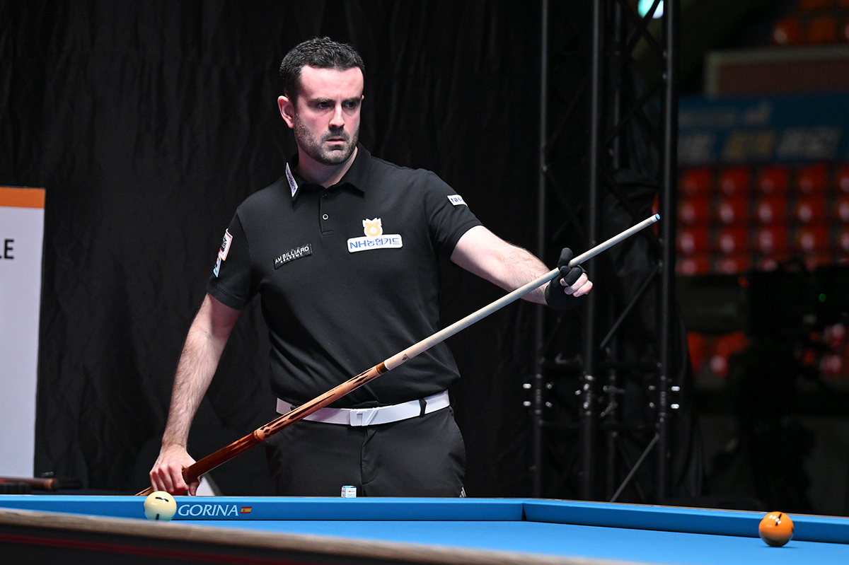 다니엘 산체스(에스와이)를 3-0으로 꺾고 1승 1패로 D조 2위에 오른 안토니오 몬테스(NH농협카드).