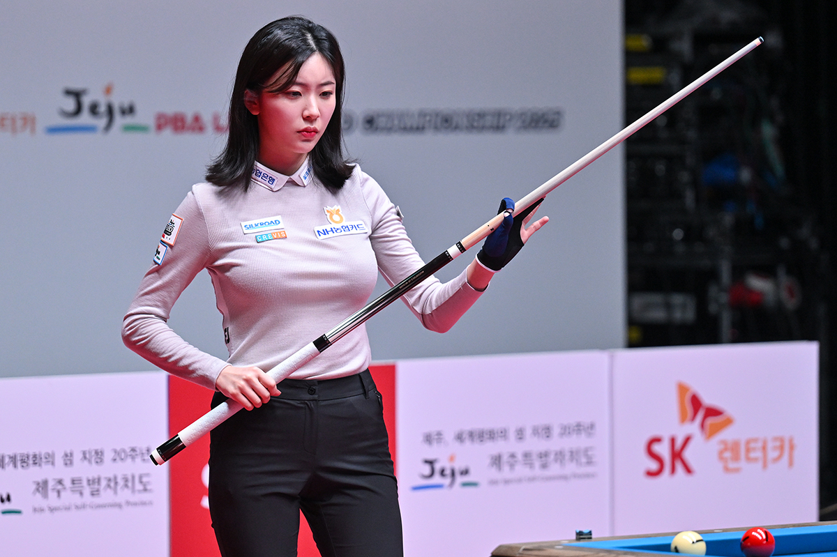 정수빈은 스롱 피아비와 김민영(이상 우리금융캐피탈) 등 이번 월드챔피언십 우승 후보를 모두 2-0으로 제압하며 2승을 거뒀다. 