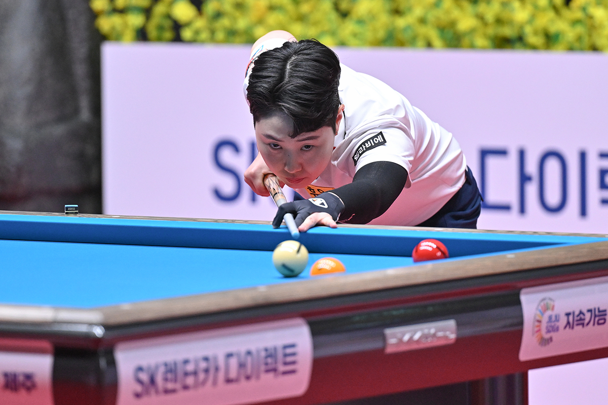 이번 월드챔피언십 조별리그에서 LPBA 사상 최초로 3점대의 애버리지 3.143을 기록하고도 2차전을 패해 1승 1패가 된 김세연(휴온스).  사진=PBA 제공