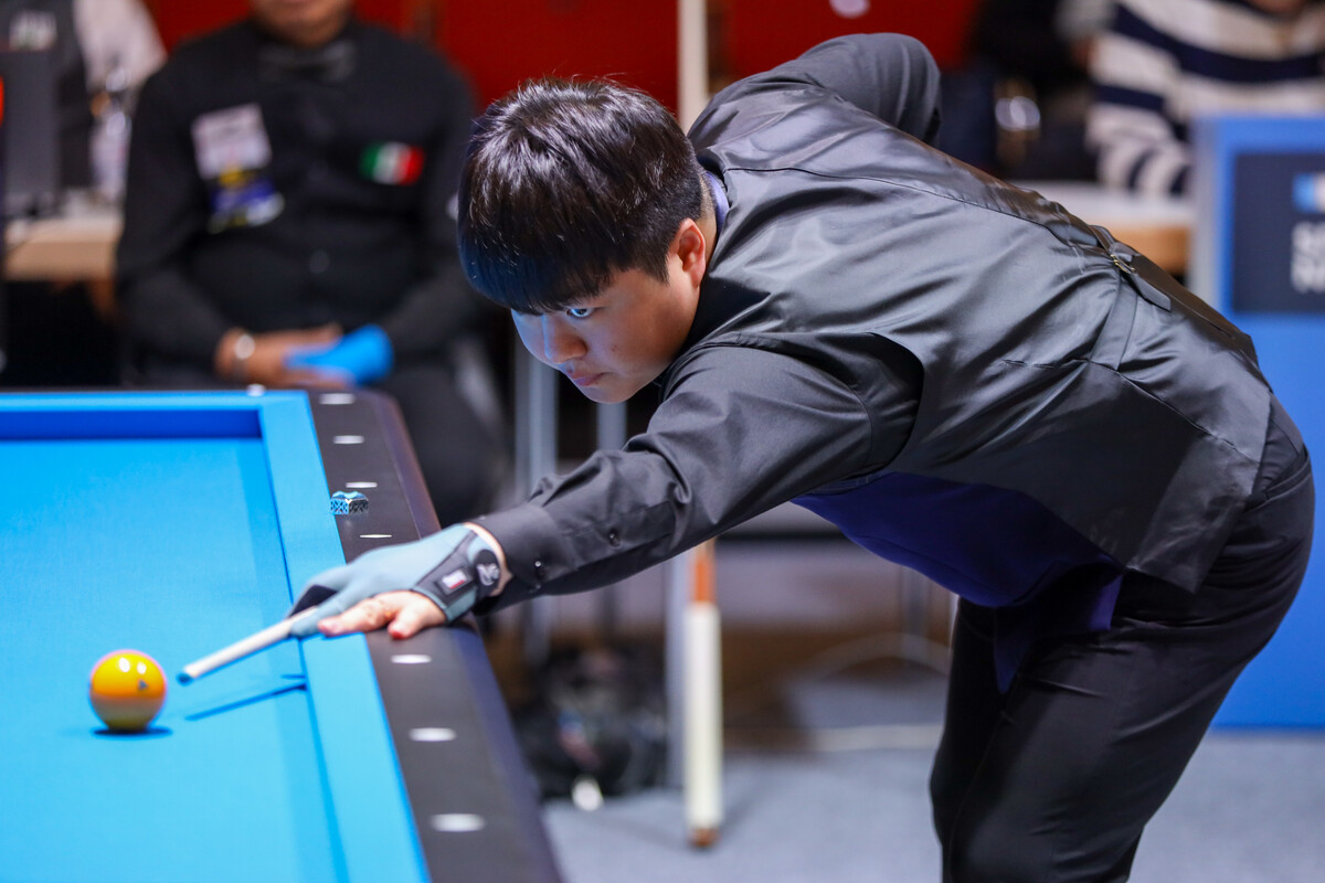 조명우(실크로드시앤티-서울시청)는 전날 하비에르 베라(멕시코)에게 일격을 맞아 패했고, 이번 경기에서 우메다를 상대로 명예회복에 나선다.