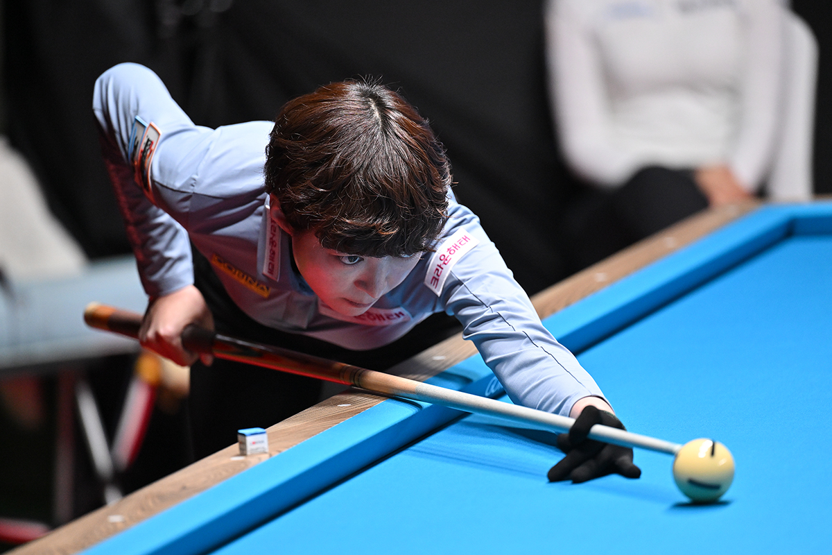 임정숙(크라운해태)은 16강전에서 임혜원을 세트스코어 3-1로 꺾고 8강에 올라와 최근 3시즌 동안 4경기 연속 패배를 당하고 있는 김가영과 준결승행을 다툰다.