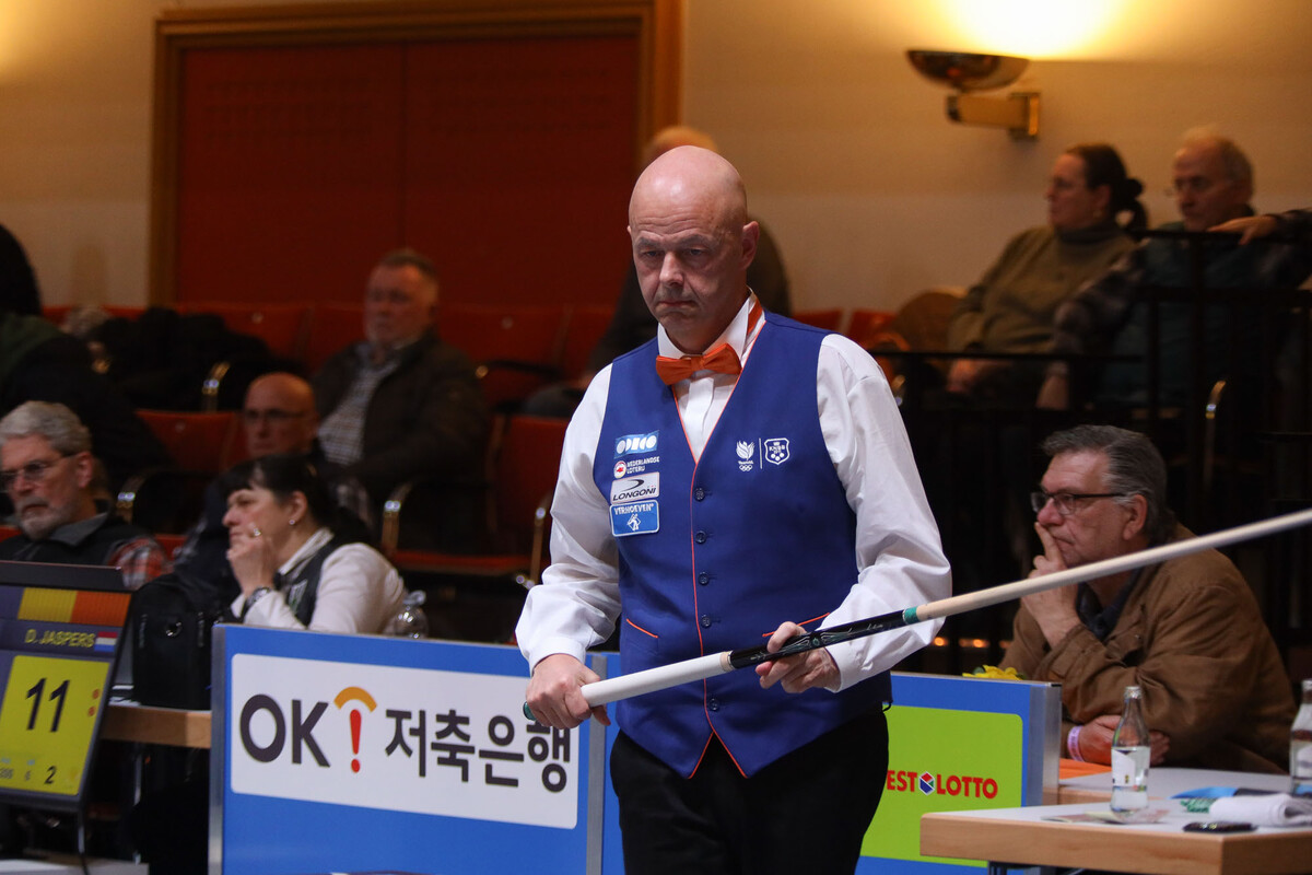 허정한과 맞붙는 장 폴 더브라윈(네덜란드).