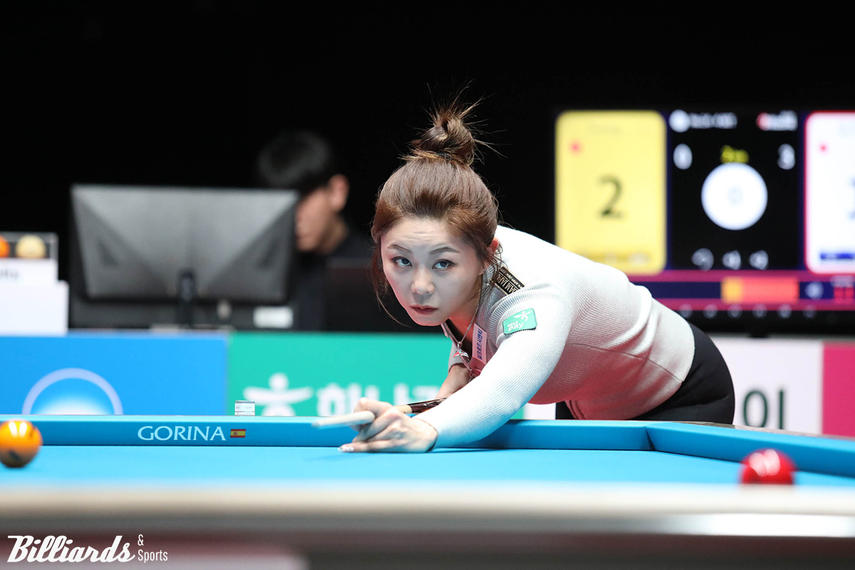 김가영(하나카드)은 스롱 피아비(우리금융캐피탈)를 준결승에서 4-0으로 완파하고 월드챔피언십 전 대회 결승 진출을 달성했다.