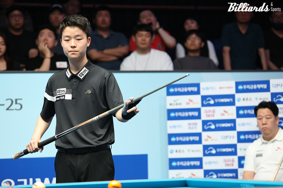 김영원은 두 차례의 대결에서 모두 세트스코어 2-1로 앞서가며 강동궁을 상대로 선전했다. 