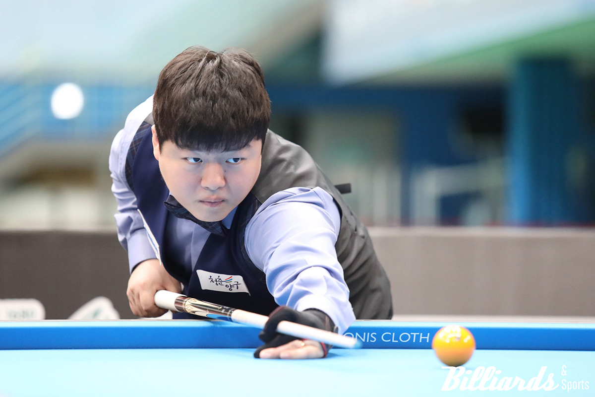 올해 첫 전국당구대회의 첫 시합에서 우승을 차지한 조명우