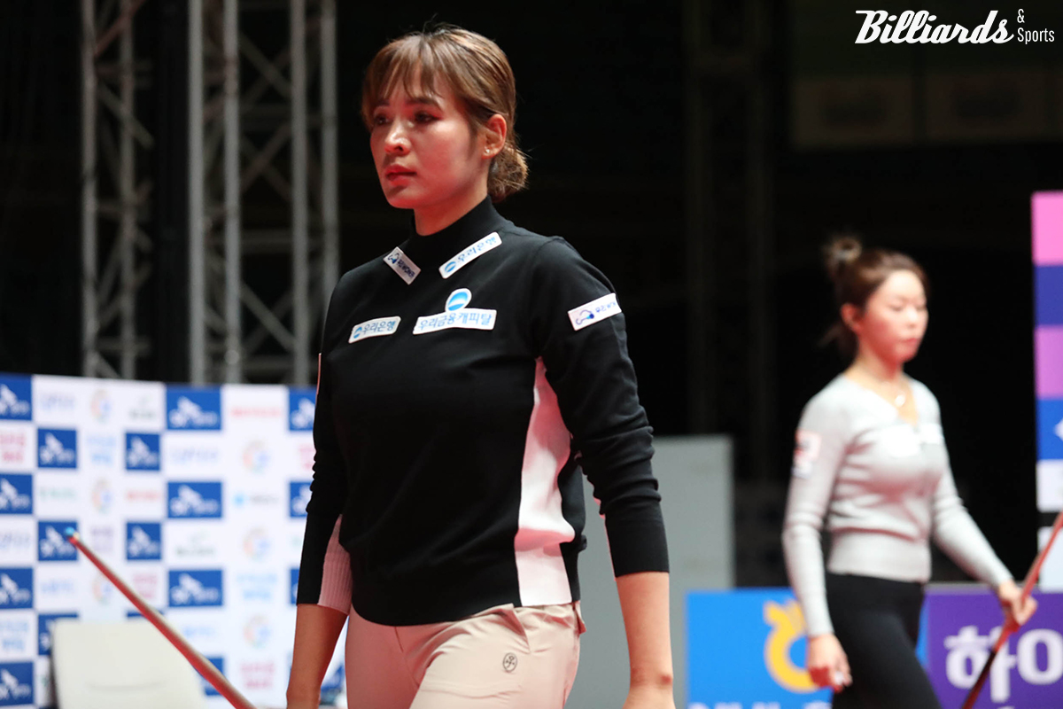 스롱과 김가영의 격차는 24-25시즌에 확연하게 벌어졌다. 스롱은 애버리지 1점대로 회복했지만, 김가영이 역대급 시즌 애버리지 1.208과 득점성공률 53.75%를 기록하면서 이를 따라잡기에는 역부족이었다.