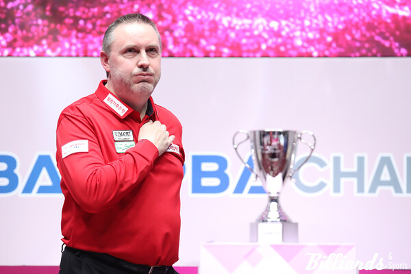 김치빌리아드의 패치를 달고 프로당구 PBA에서 뛴 프레데리크 쿠드롱. 사진=빌리어즈앤스포츠 DB