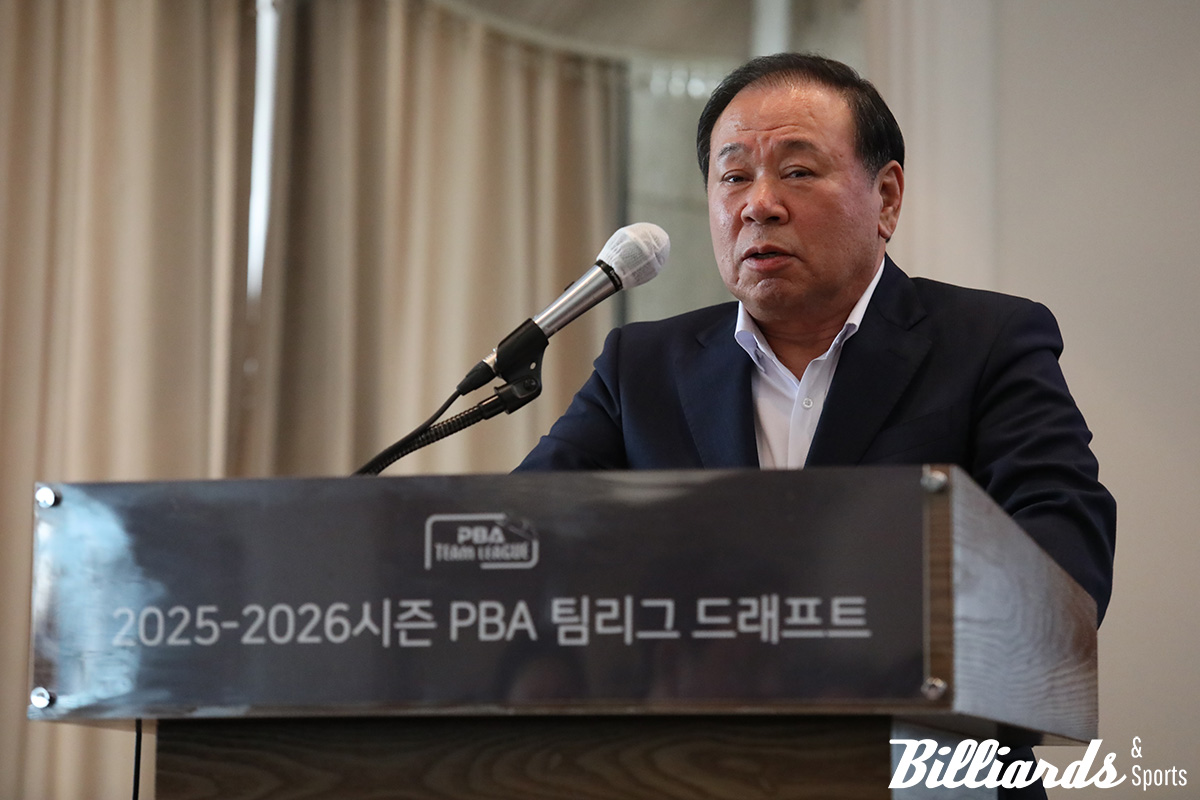 1순위로 이우경을 지명한 SY의 홍성균 구단주.