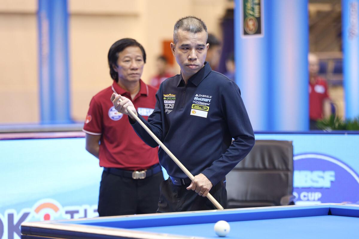 김행직을 꺾고 준결승에 올라온 쩐뀌엣찌엔(베트남).