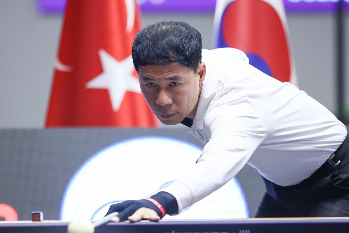 2024 앙카라 당구월드컵에서 경기 중인 허정한.