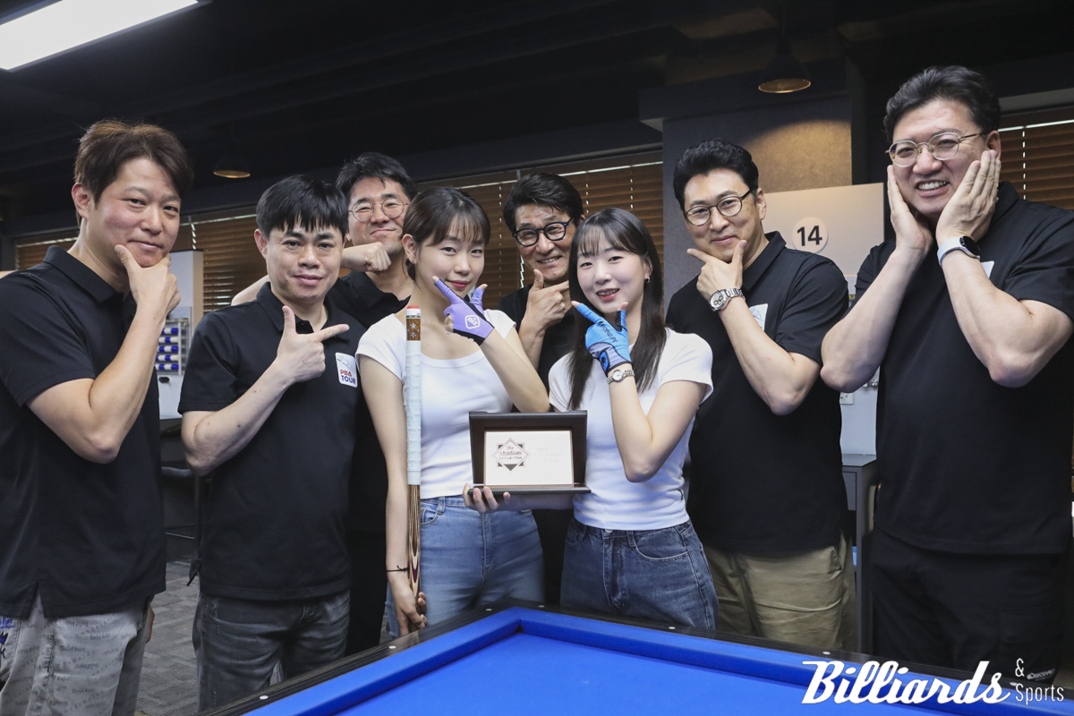 (왼쪽부터) 한준희, 박종민, 유동훈, 김보라, 홍명기, 전어람, 이재성, 성혁기.  