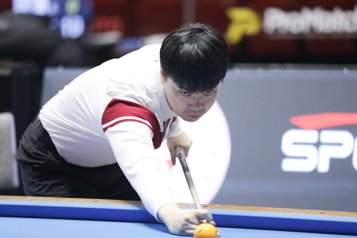 김행직(전남-진도군청)이 13일 튀르키예에서 열린 앙카라 3쿠션 당구월드컵 32강 조별리그전에서 C조 1위로 16강에 진출했다.  사진=SOOP 제공