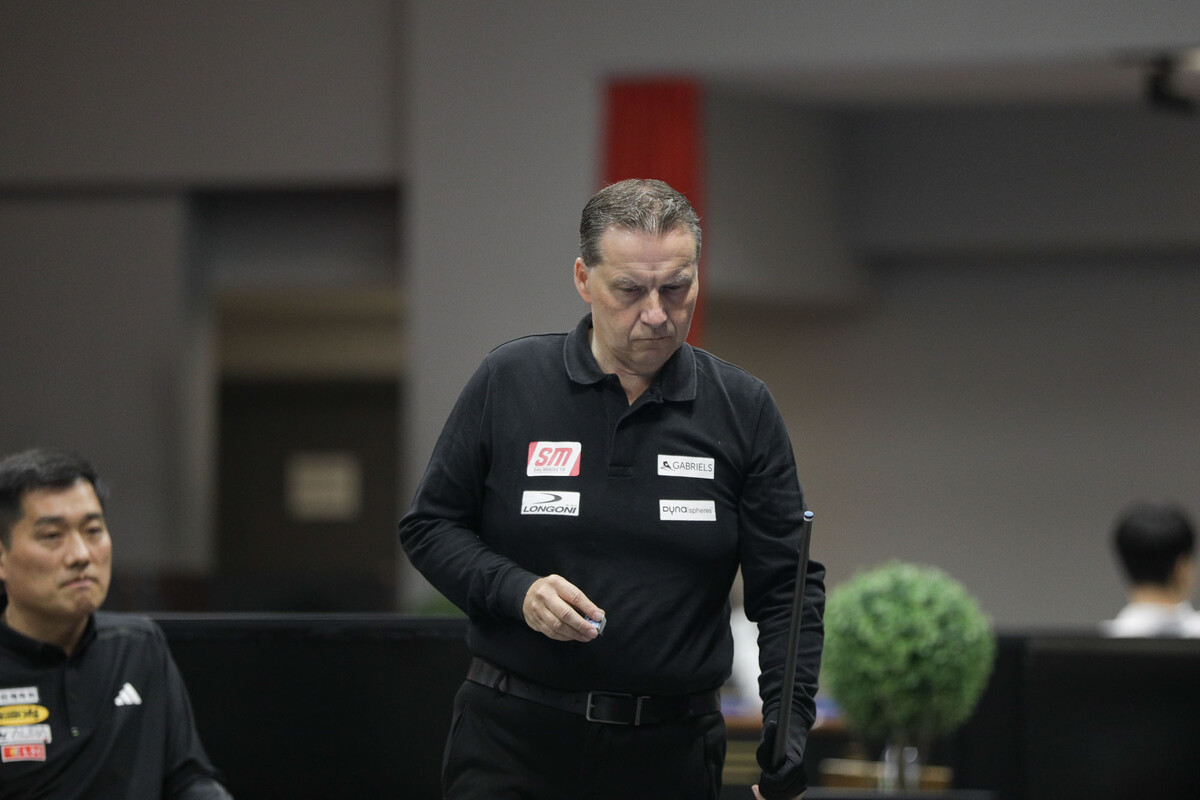 16강에서 차명종을 꺾고 8강에 올라간 멕스는 야스퍼스와 준결승 한 자리를 놓고 격돌한다. 