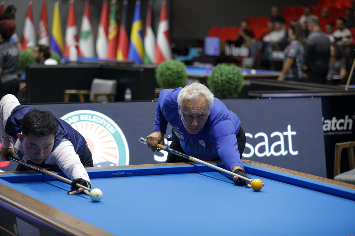 바오프엉빈(왼쪽)과 마르코 자네티(오른쪽)의 16강전 뱅킹 장면.