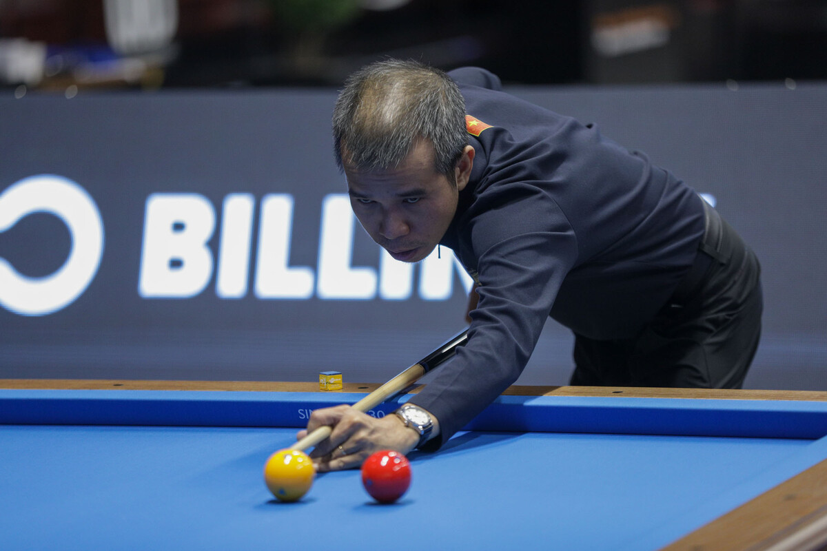 쩐뀌엣찌엔은 15일 오후 7시에 시작한 준결승전에서 사미흐 시덤(이집트)에게 19이닝 만에 50:22로 완승을 거뒀다.