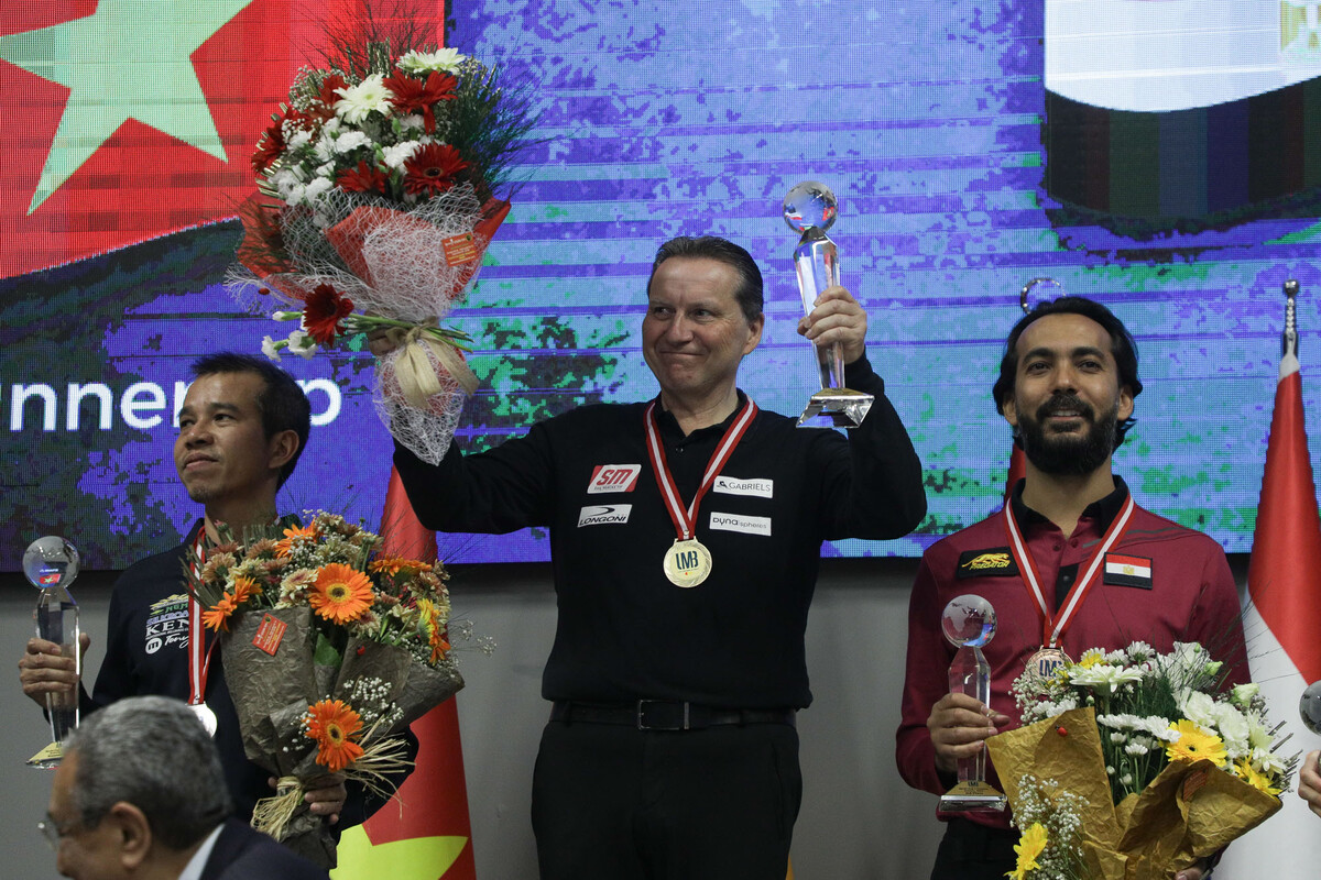 에디 멕스(벨기에)가 15일 밤 11시에 시작한 앙카라 3쿠션 당구월드컵 결승전에서 쩐뀌엣찌엔(베트남)을 꺾고 우승을 차지했다.  사진=SOOP 제공