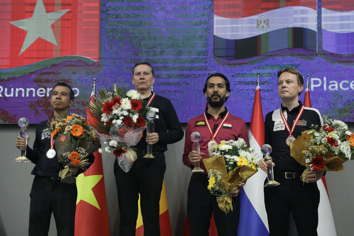 이번 앙카라 3쿠션 당구월드컵 입상자들. 왼쪽부터 준우승 쩐뀌엣찌엔, 우승 멕스, 공동 3위 사미흐 시덤(이집트) 글렌 호프만(네덜란드).