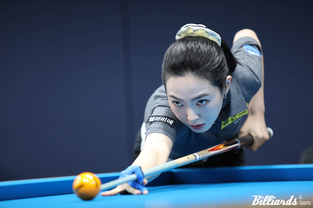 차유람(휴온스)은 황다연에게 1점 차 신승을 거두고 32강에 진출했다.