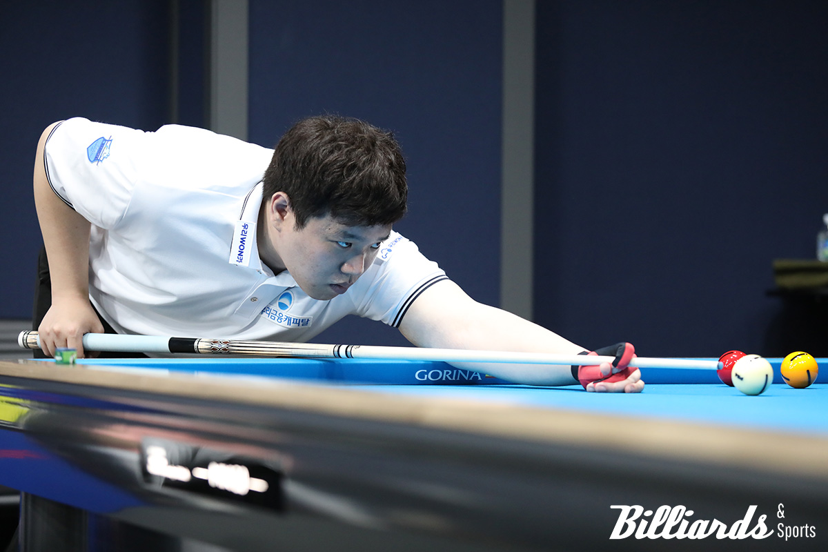 이호영을 제압하고 64강에 오른 우리금융캐피탈의 신입 선지훈