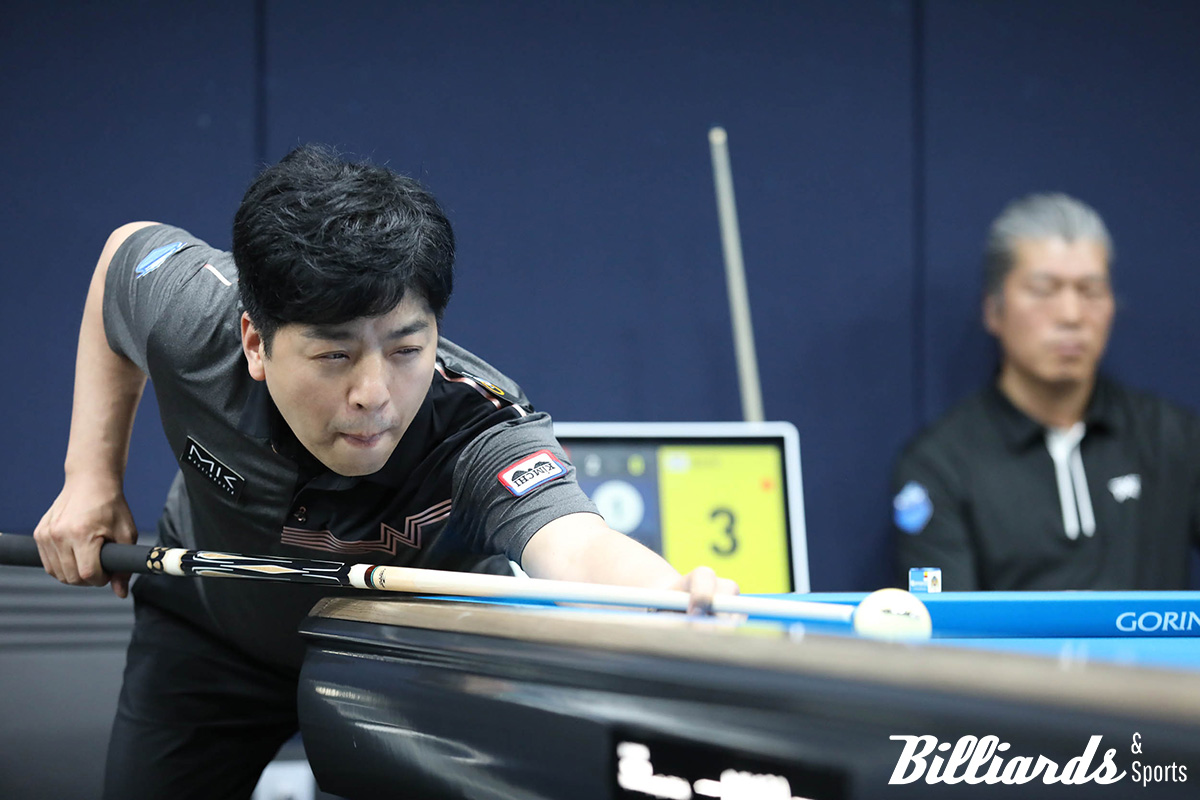 세트스코어 3-0 완승을 거두고 64강에 진출한 황형범