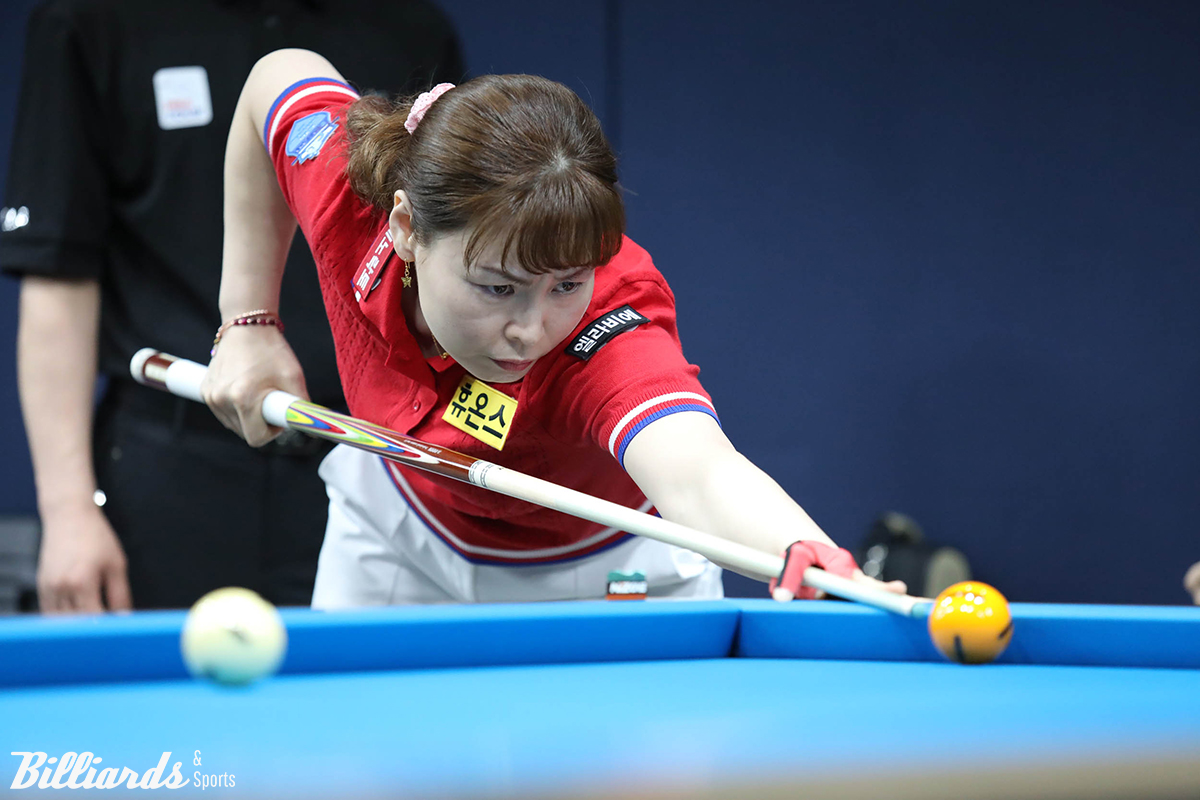 이신영(휴온스)은 권발해(에스와이)와 접전을 벌일 것으로 예상했으나, 애버리지 1.320의 맹타를 휘둘러 3-0의 압승을 거뒀다.