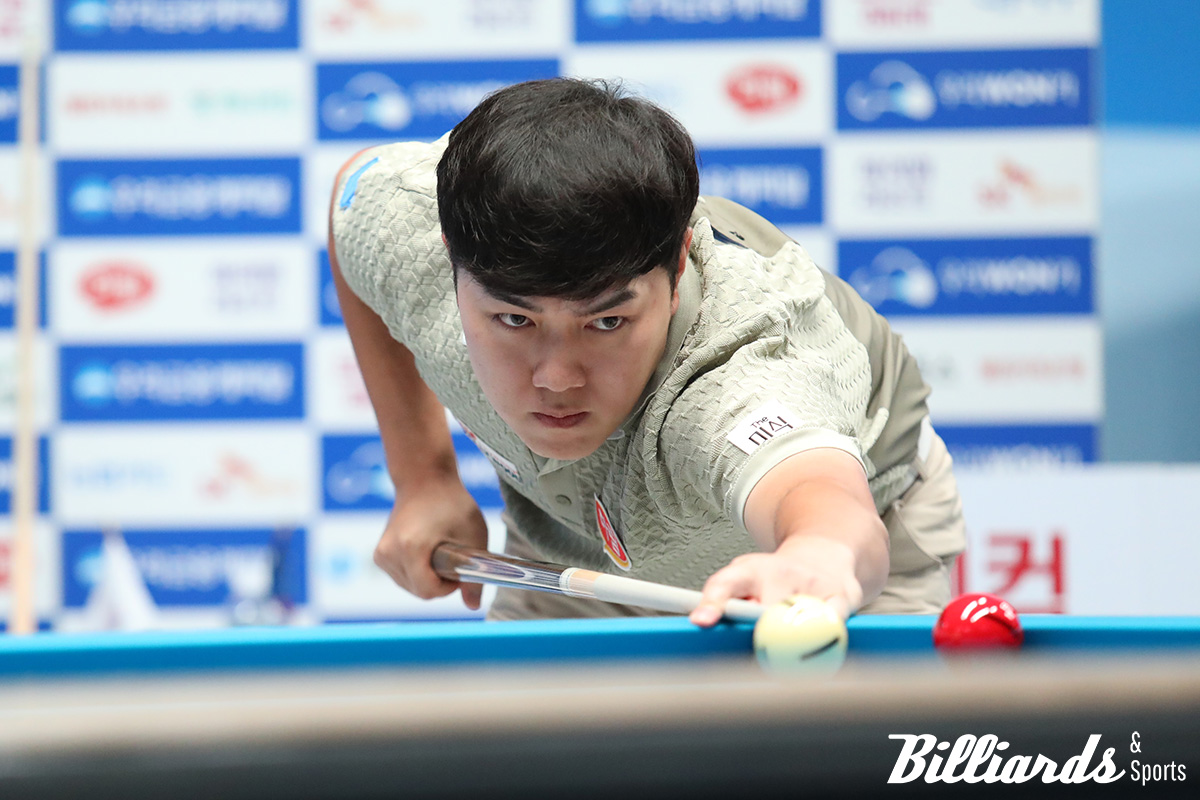 프로당구 2차 투어 '하나카드 PBA 챔피언십' 128강 첫 경기에서 이승진과 대결하는 김준태. 
