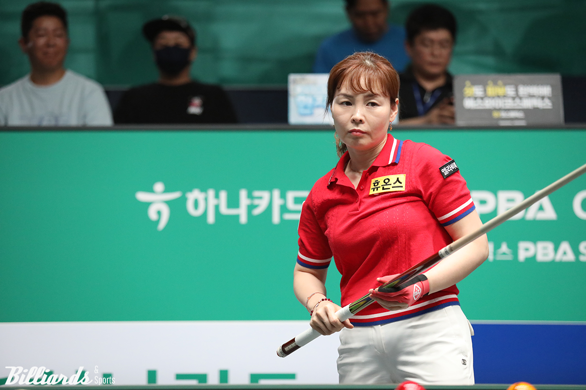 이신영은 매 세트 11:9의 치열한 승부를 모두 승리하며 3-0으로 한지은을 제압했다.