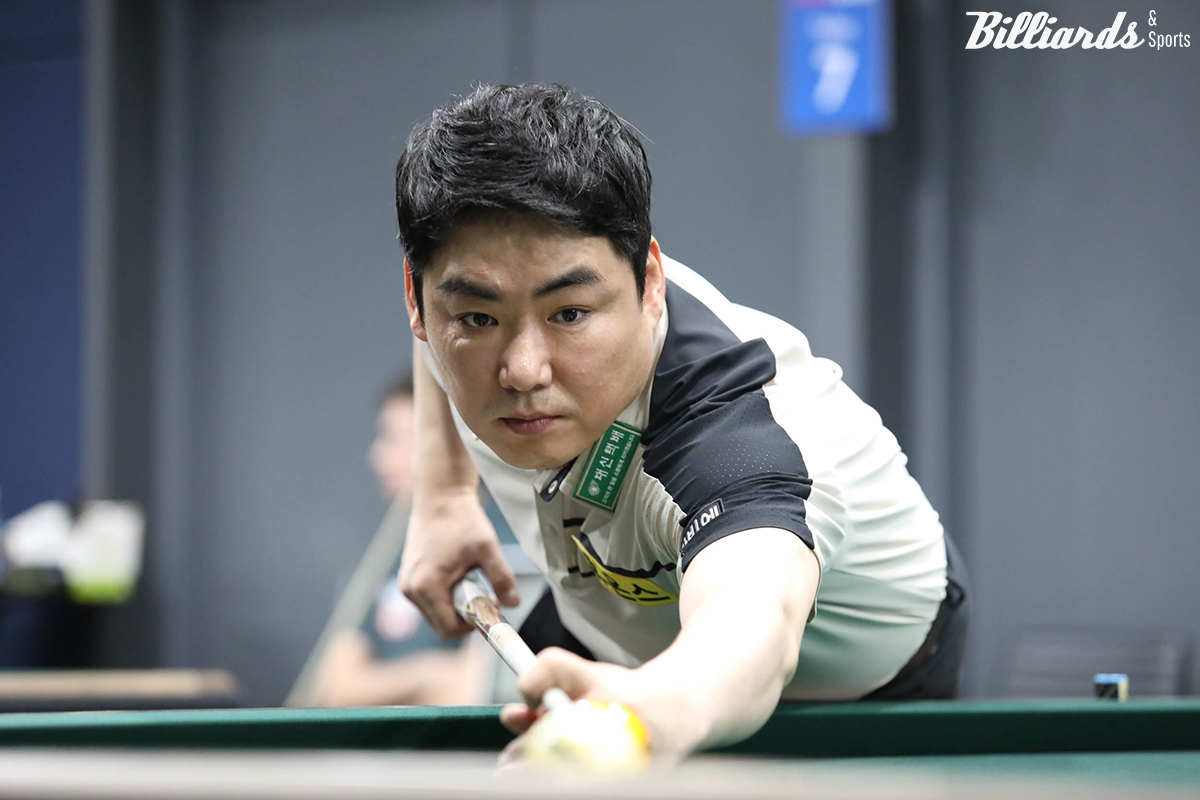 하샤시를 꺾고 32강에 진출한 이상대(휴온스).