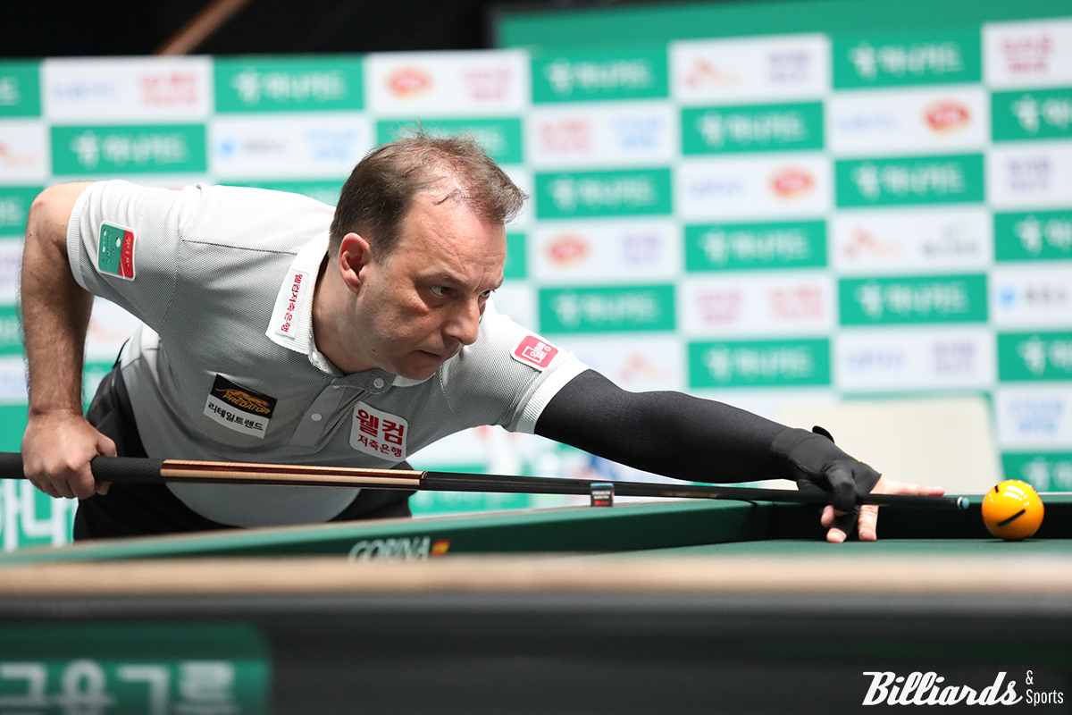 다니엘 산체스(웰컴저축은행)는 권혁민을 3-0으로 꺾고 32강에 진출했다.