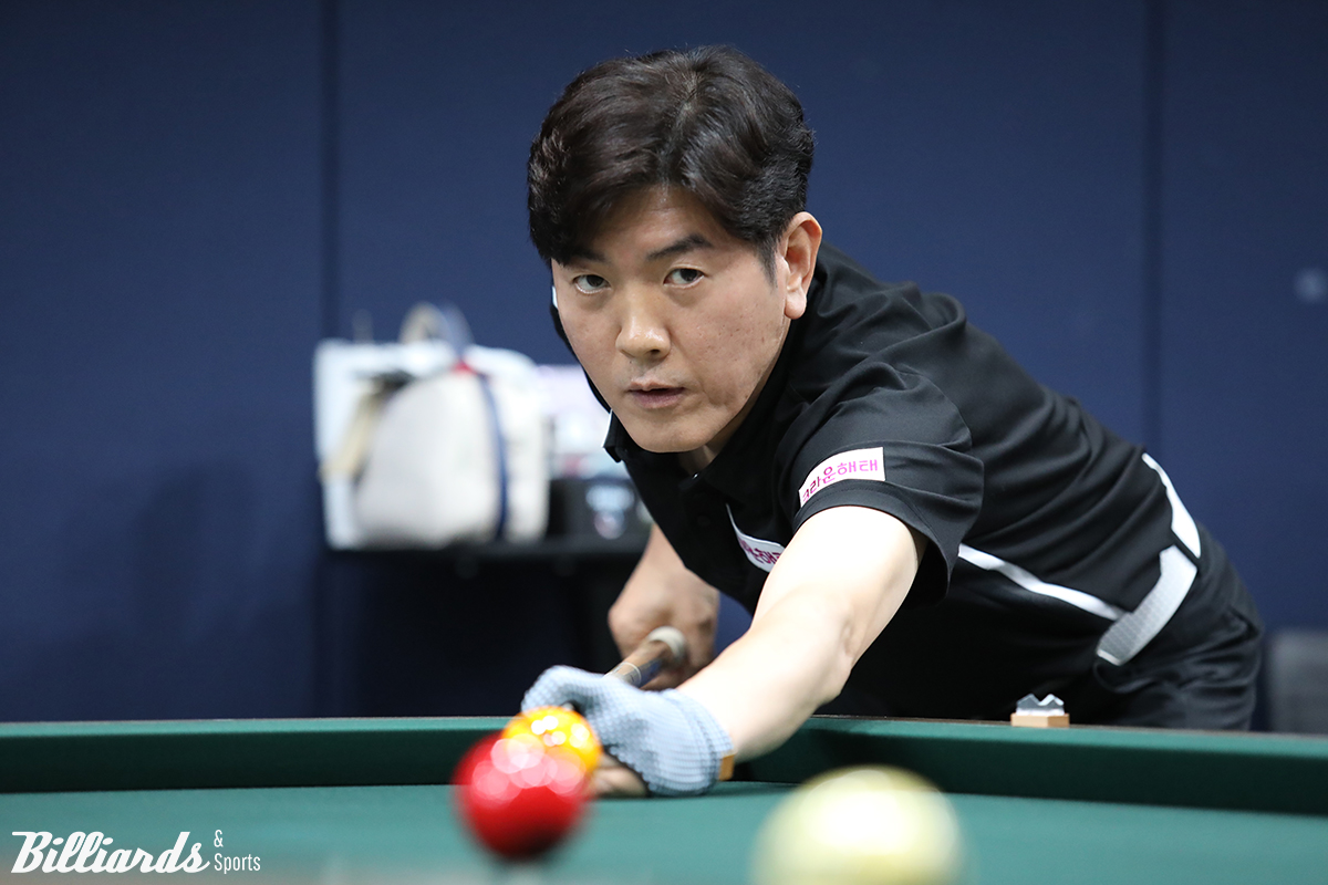 김재근(크라운해태)은 곽지훈에게 3-1로 승리를 거두고 32강에 올라갔다.